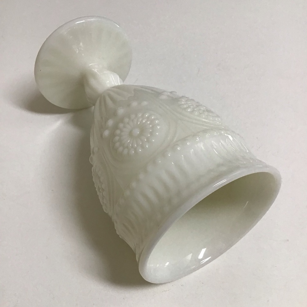 The Pioneer Woman Adeline Snow Milk Glass Goblet Tumbler Chalice White Gibson - Picture 4 of 16
